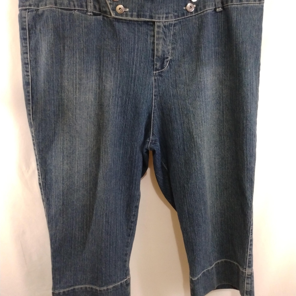 Lipsey Stretch Jean Capri